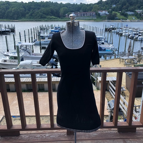 Max Studio Dresses & Skirts - MAX STUDIO XS BLACK SWEATER DRESS